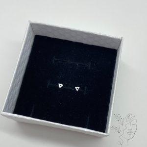 עגילים גולדפילד צמודות כסף משולש חלול קטן