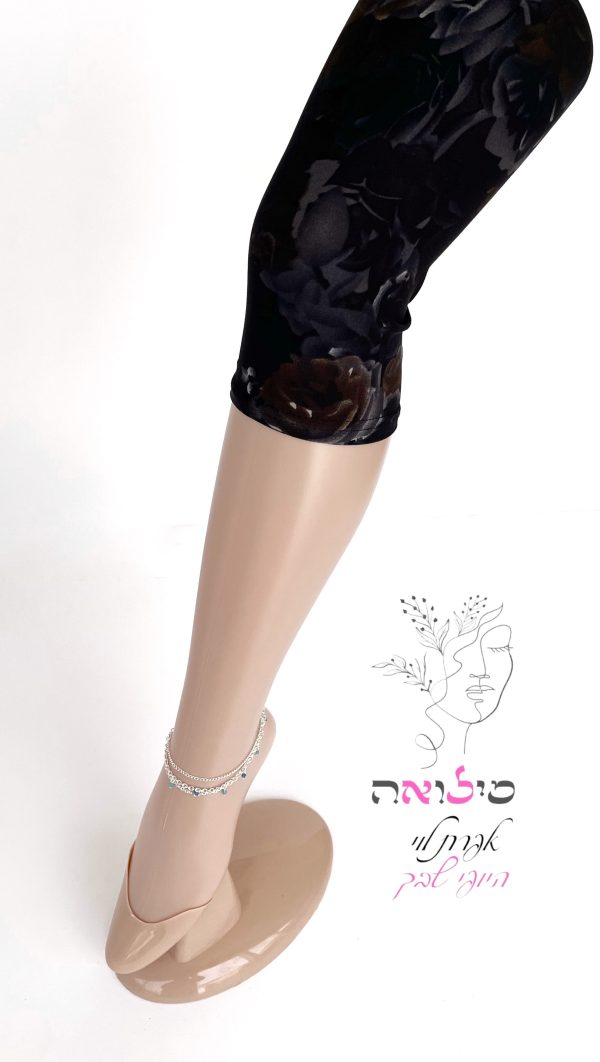 טייץ מדוגם chic 3/4 שחור פרחוני