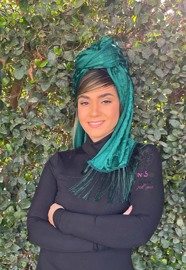 ⁦מטפחת לונג קטיפה חגיגית ירוק⁩ – תמונה ⁦3⁩