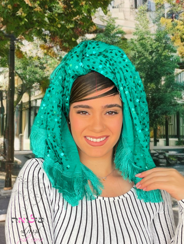 ⁦מטפחת פייטים גדולים ירוק בהיר⁩ – תמונה ⁦3⁩